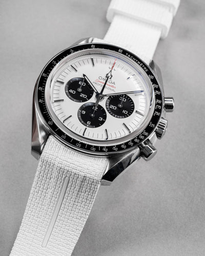 Solitaire Rubber straps in Arctic White for Omega Speedmaster