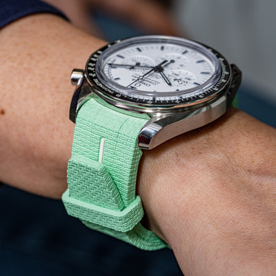Solitaire Rubber straps in Avocado Green for Omega Speedmaster
