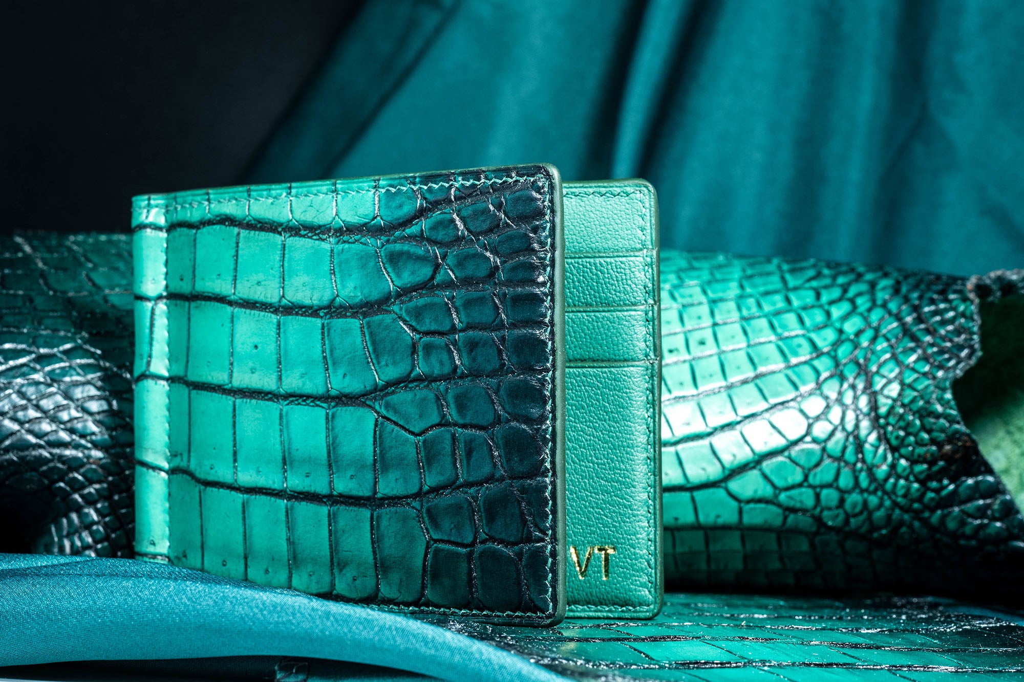 Bespoke Money Clip in Ombre Green Crocodile Leather – Solitaire Official