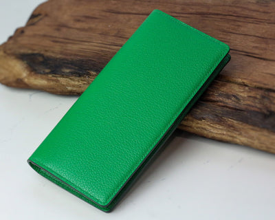 Bespoke Long Wallet in Apple Green Chèvre