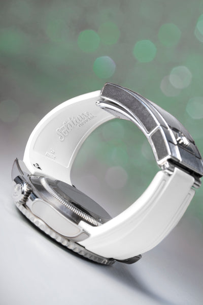 Solitaire Rubber straps in Snowy White for Rolex Submariner 116610LV