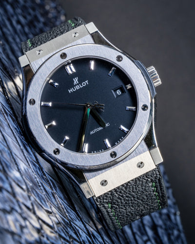 Bespoke Watch Strap in Black Chèvre