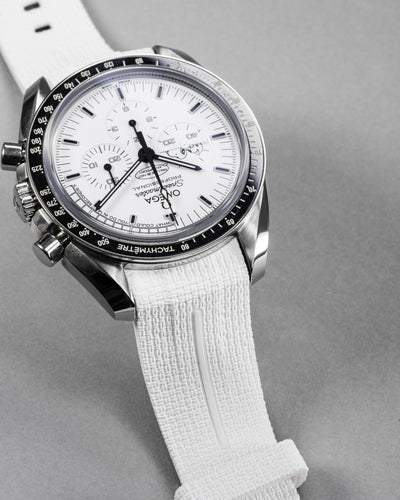Solitaire Rubber straps in Arctic White for Omega Speedmaster