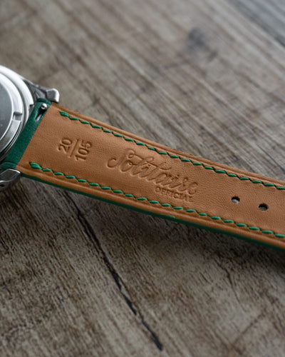 Solitaire Universal Straps in Shadowfall Epsom, Jade Stone Buttero and Toasted Almond Buttero
