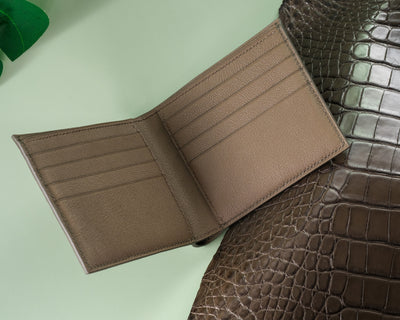 Bespoke Bifold Wallet in Juniper Green Alligator