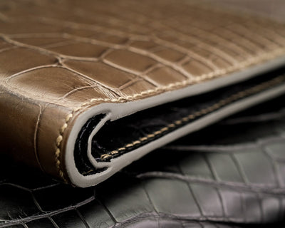 Bespoke Bifold Wallet in Juniper Green Alligator