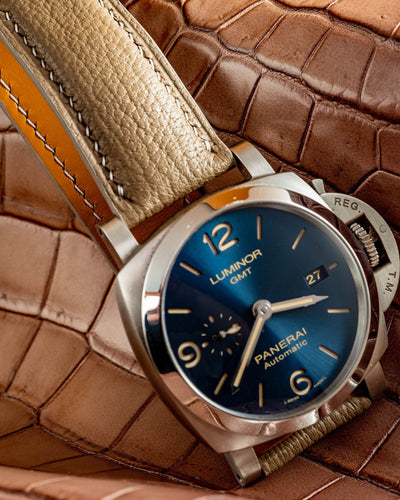 Bespoke Watch Strap in Etoupe Chevre