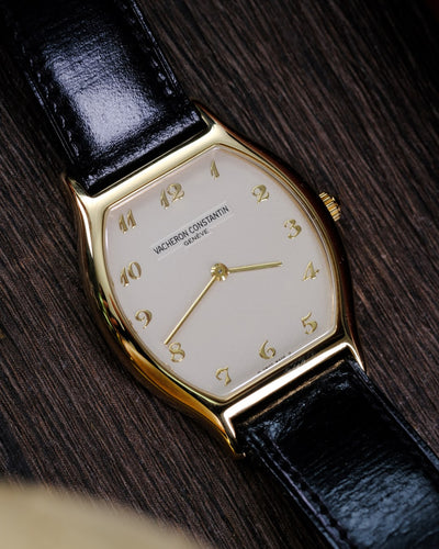 Bespoke Watch Strap in Black Box Leather