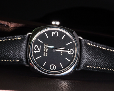 Bespoke Watch Strap in Black Chèvre