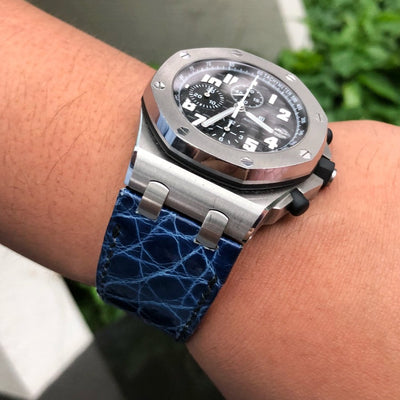 Bespoke Watch Strap in Electric Blue Circular Grains Alligator